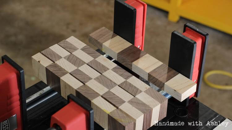 diy_wood_game_board_the_duke_jarl_catalyst_game_labs_tabletop_chess_abstract_strategy (8).JPG