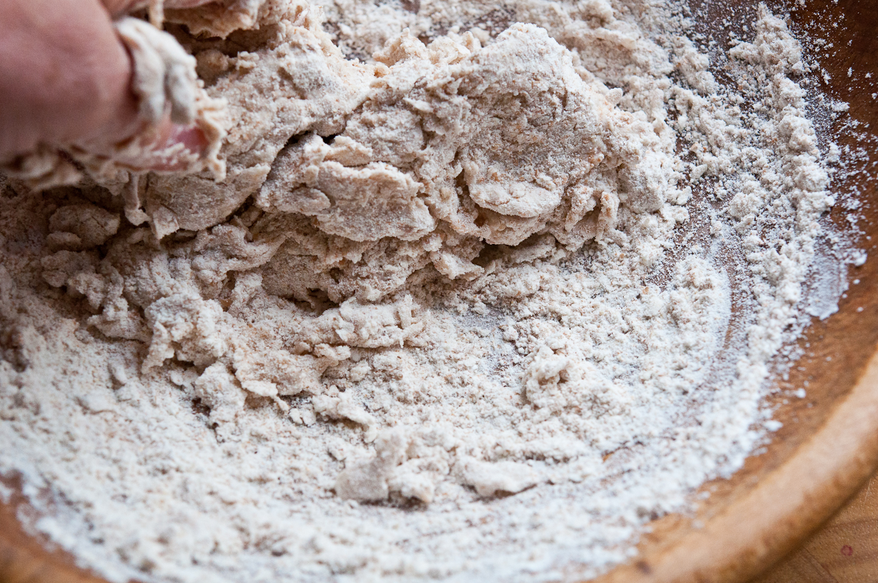 dough coming together-3133.jpg