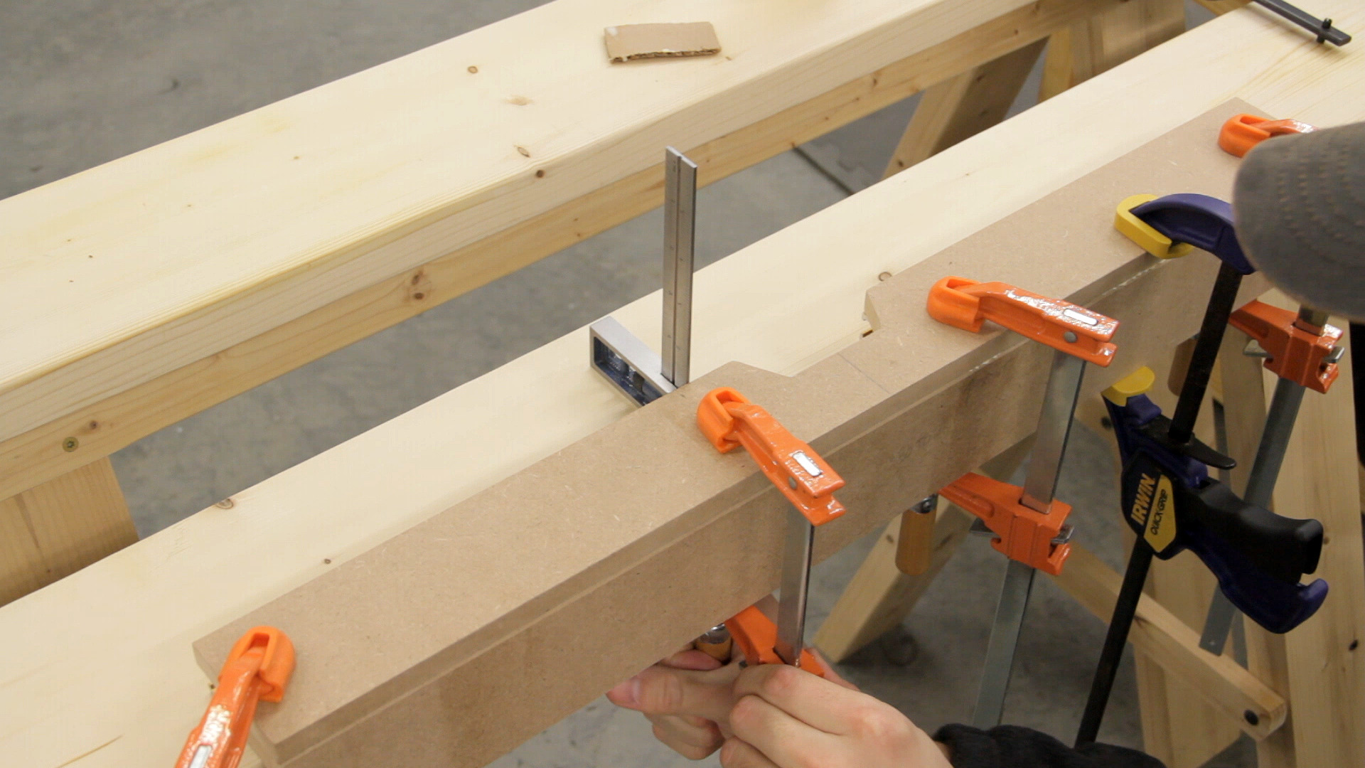 drill-press-table-gluing-fence-02.jpg