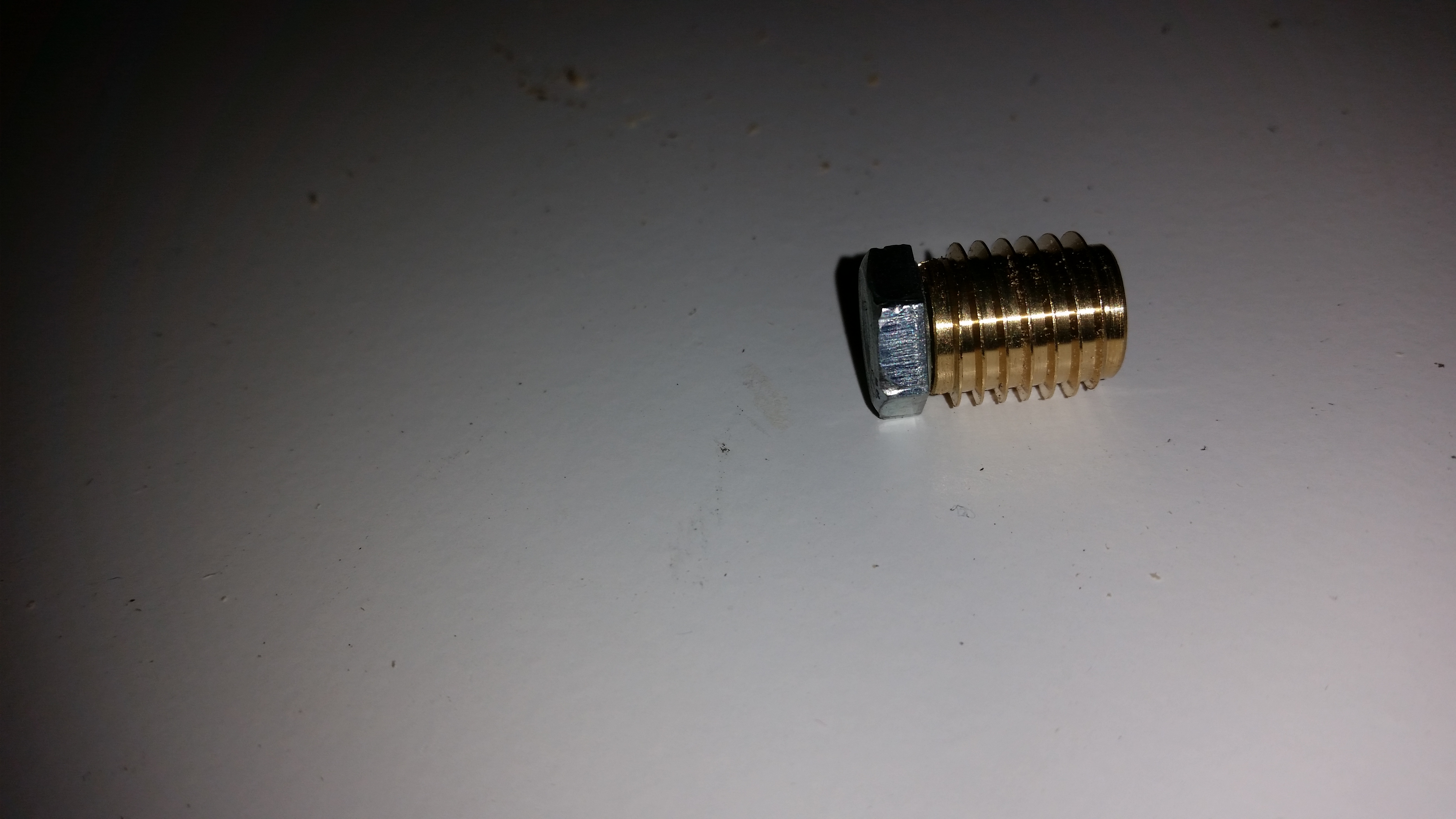 driving insert nuts- bolt.jpg