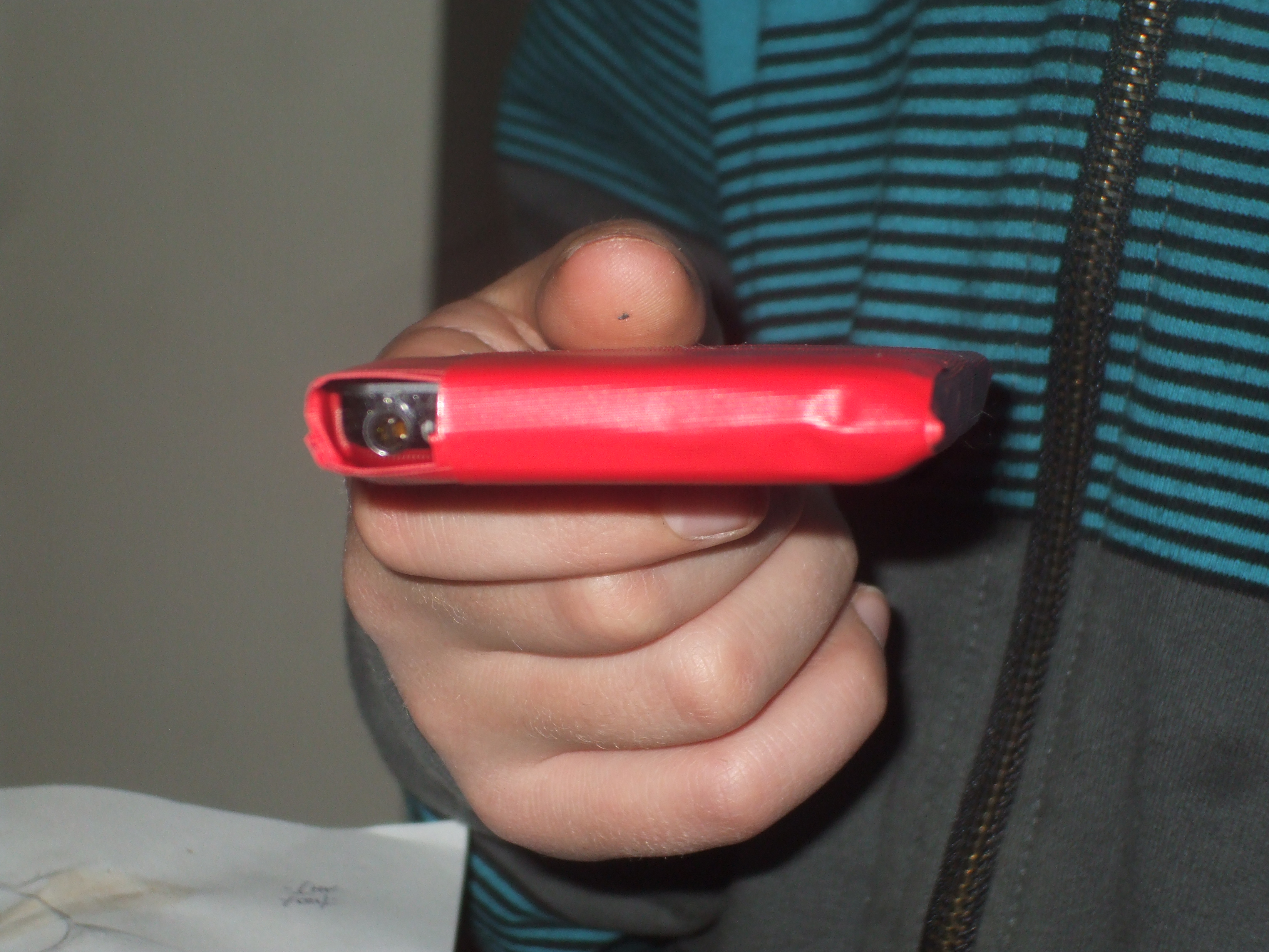 duct tape ipod case 006.jpg