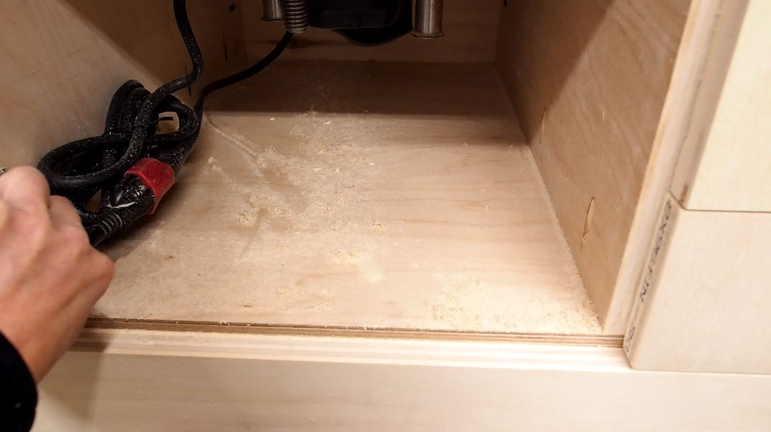 dust in cabinet.JPG