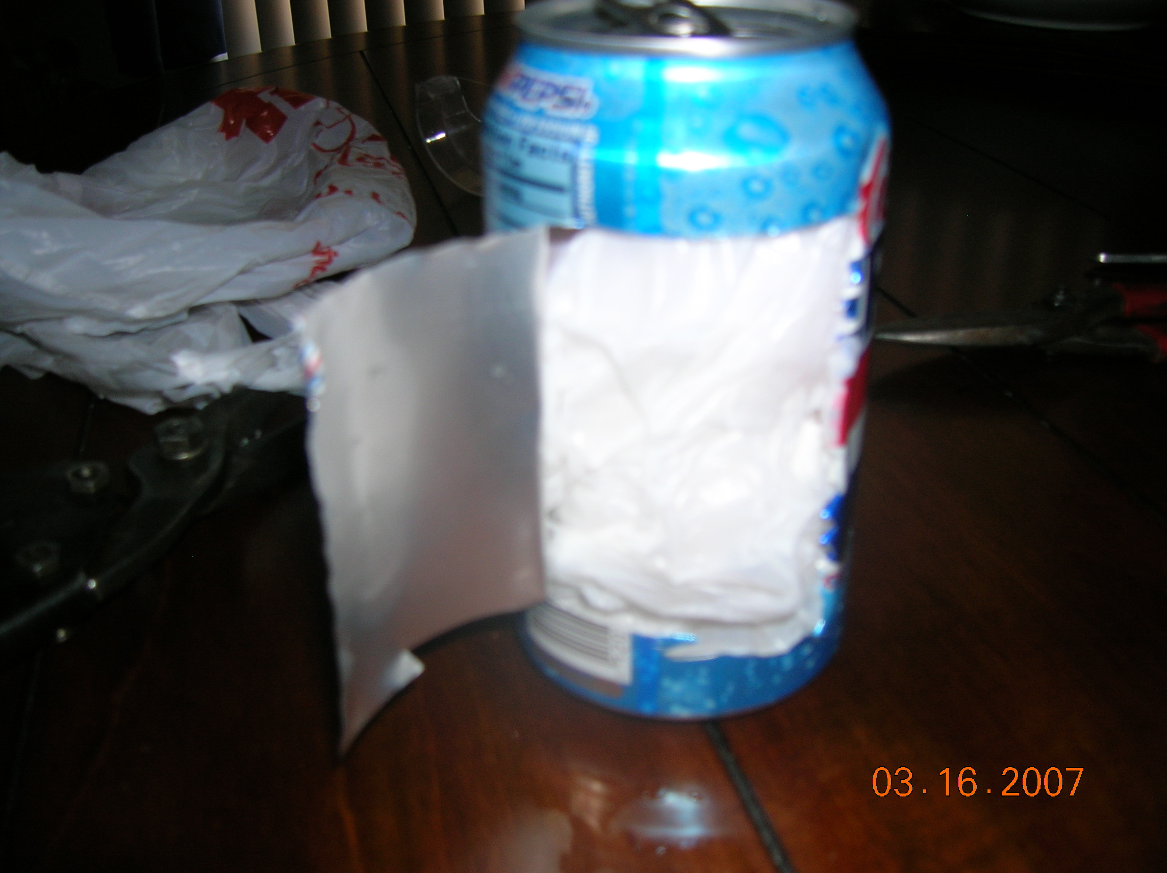 egg drop instructable pics 006.jpg