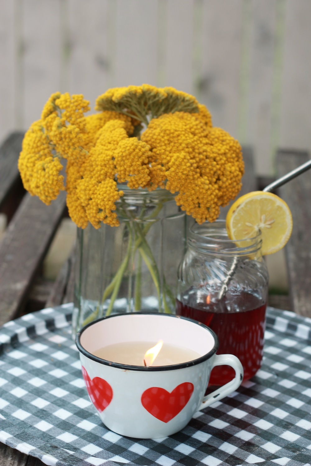 enamel_cup_citronella_candle_5.JPG