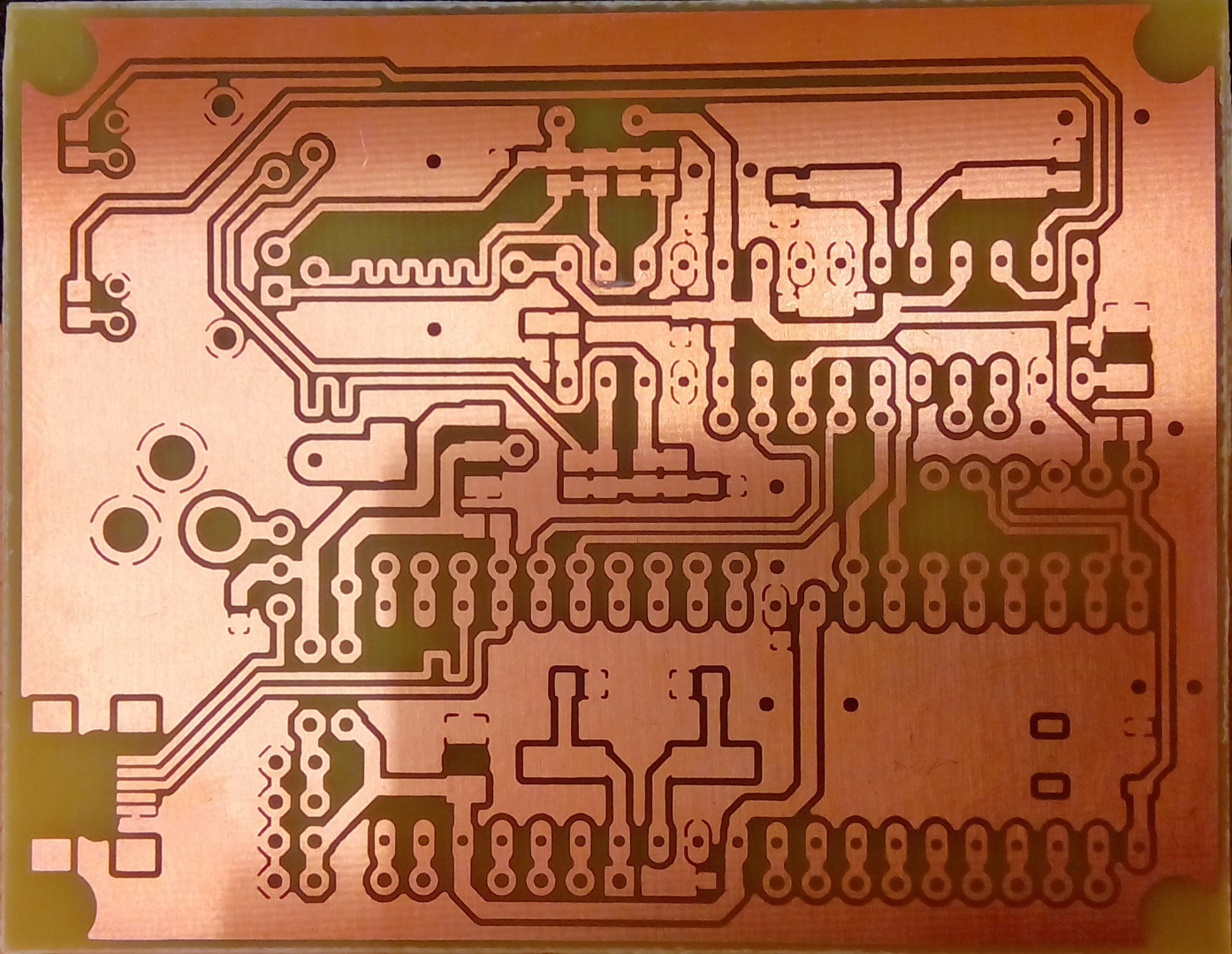 enc_pic18_demo_board_pcb.jpg