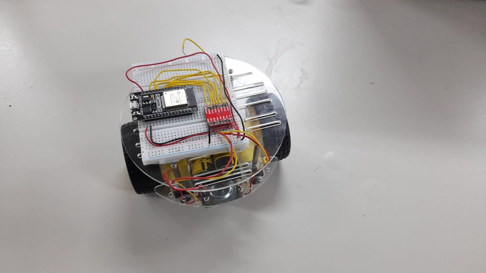 esp32 robot.jpeg