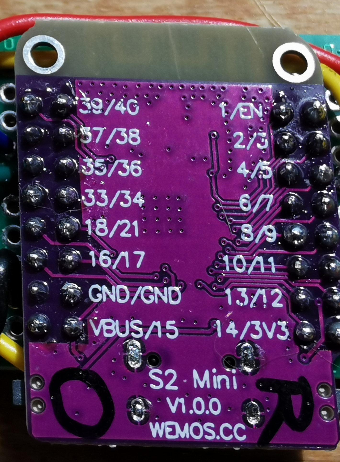 esp32-board-pins.jpg