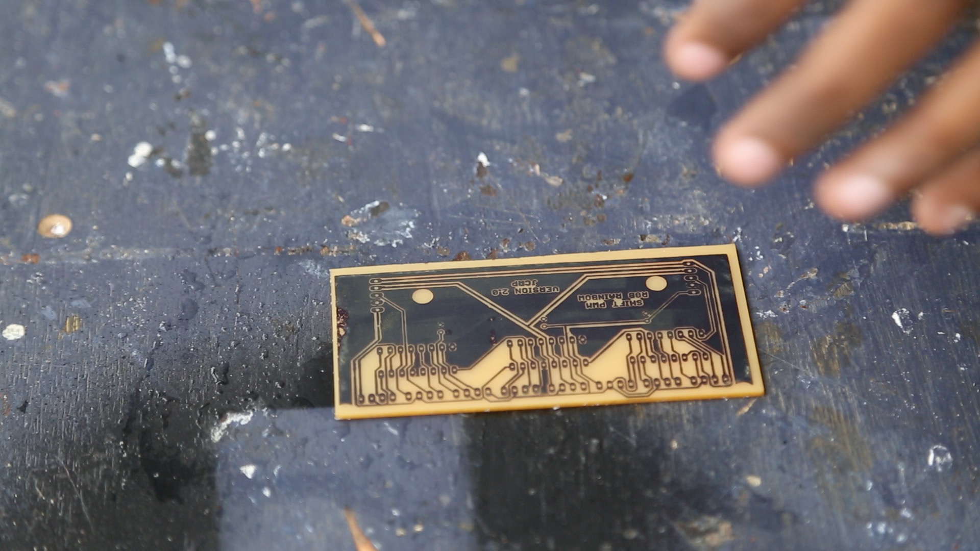 etched pcb.jpg