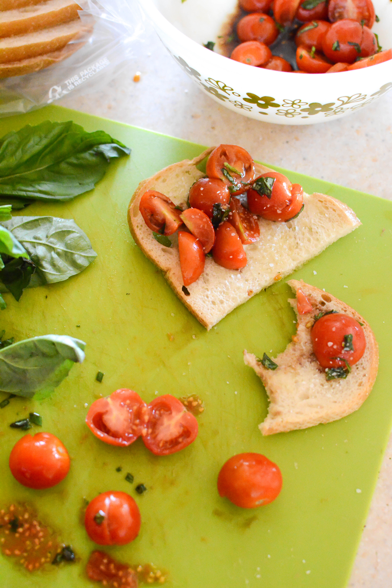 farmers-market-bruschetta10.png