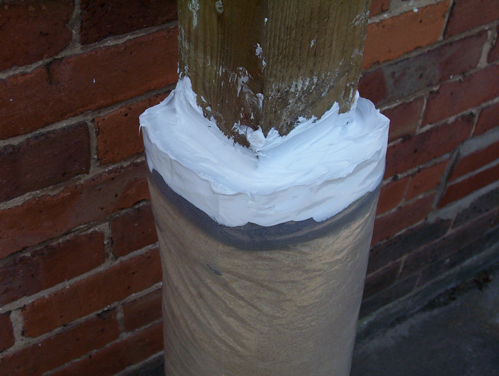 fence post bag rabbit run 047.JPG