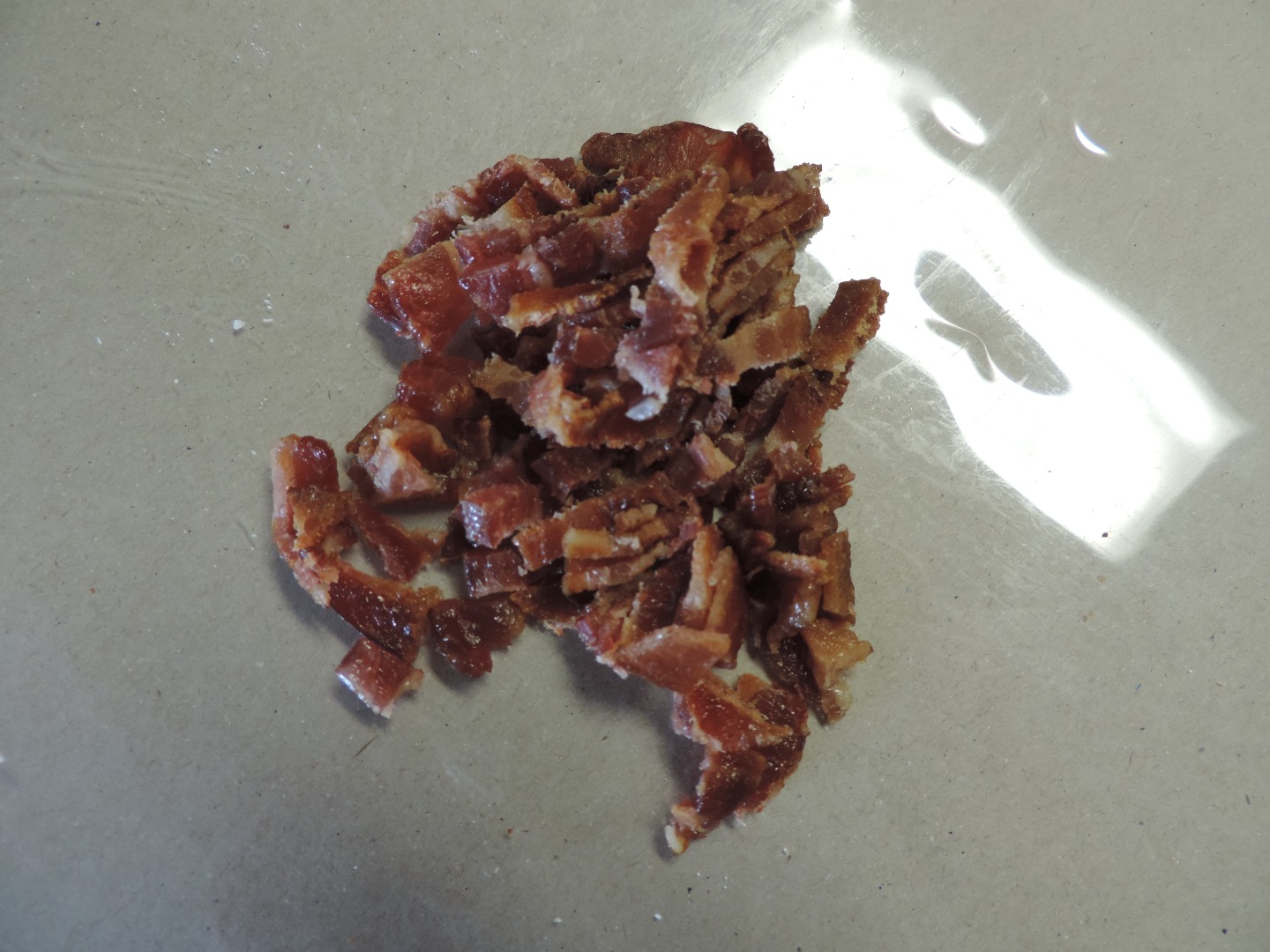 file BACON cut up.jpg