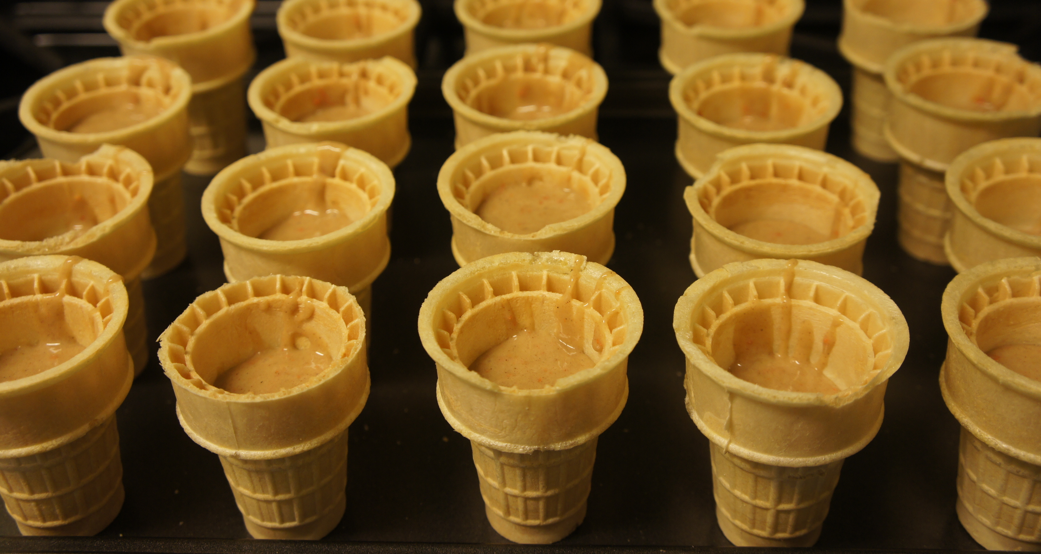 filled_cupcake_cones.jpg