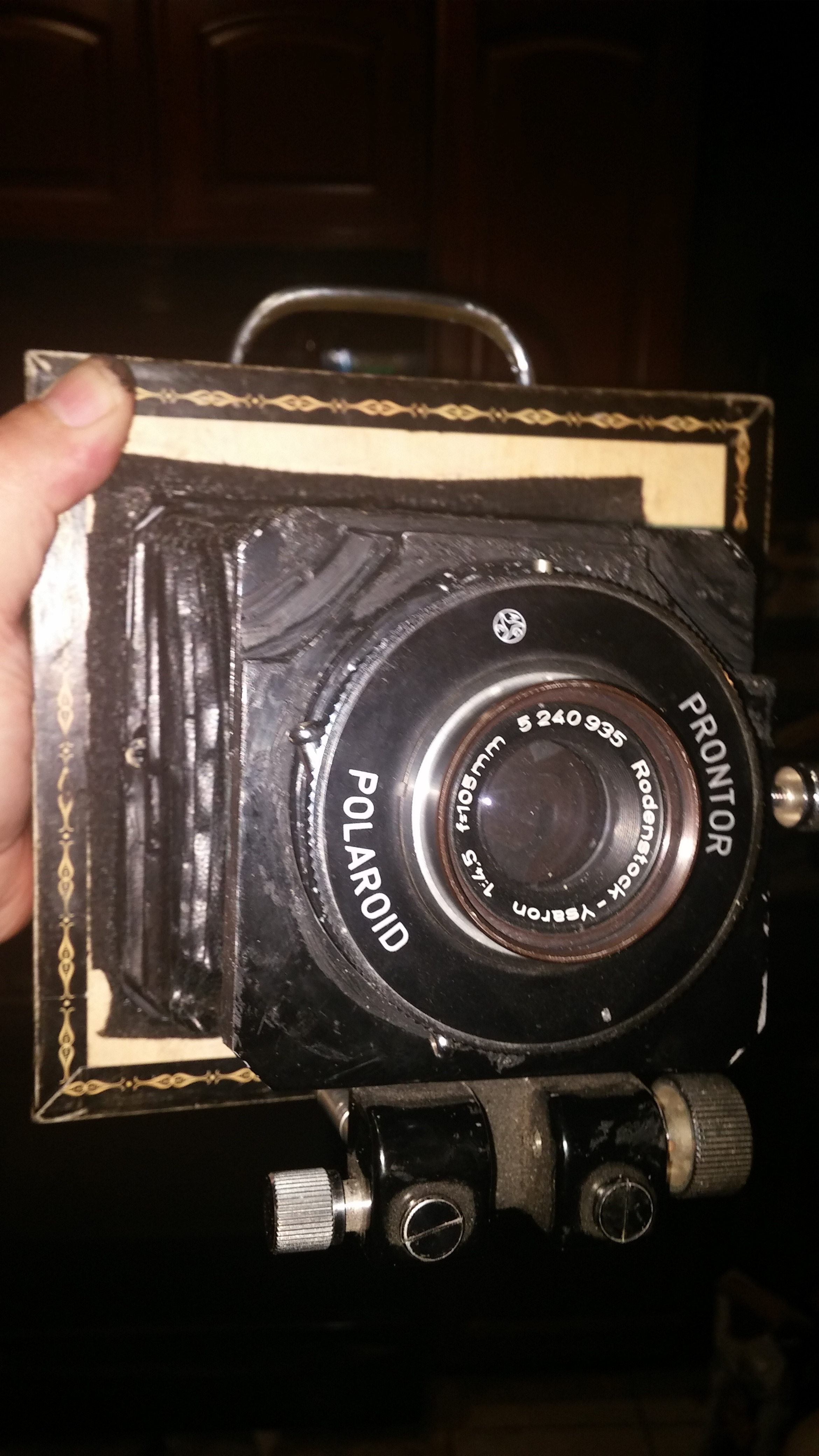 finished-camera-with-lens--top-carry-handle_31310750584_o.jpg