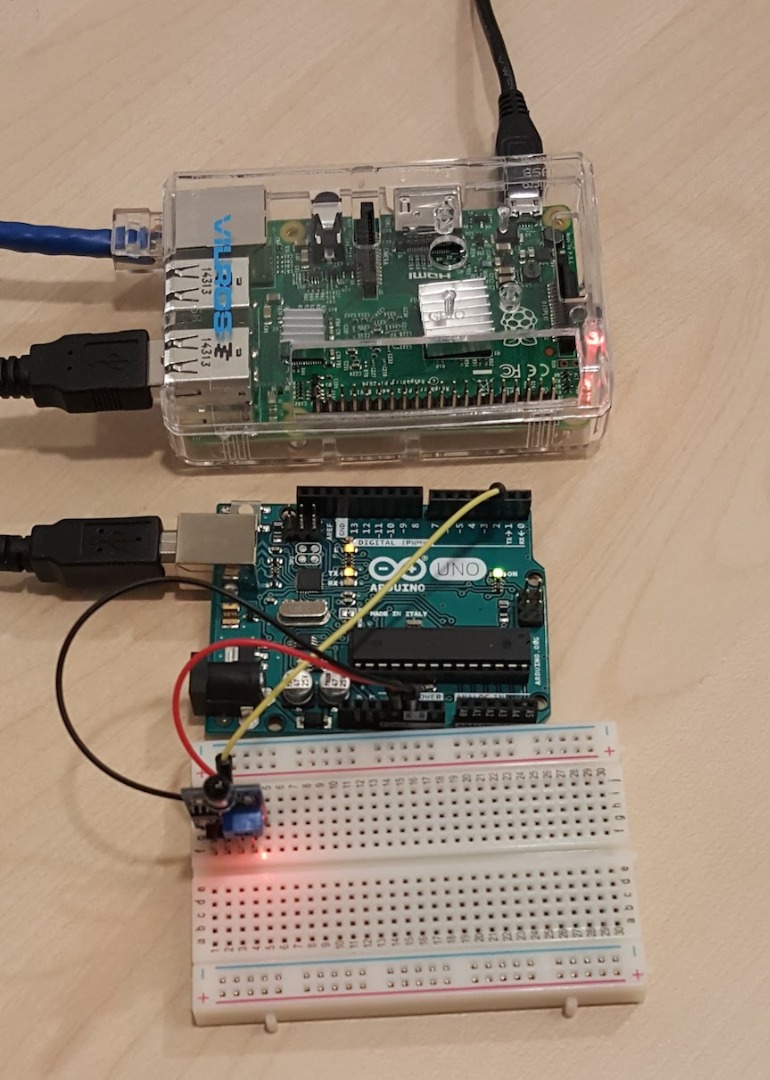 first-iot-raspberrypi-arduino-breadboard.jpg