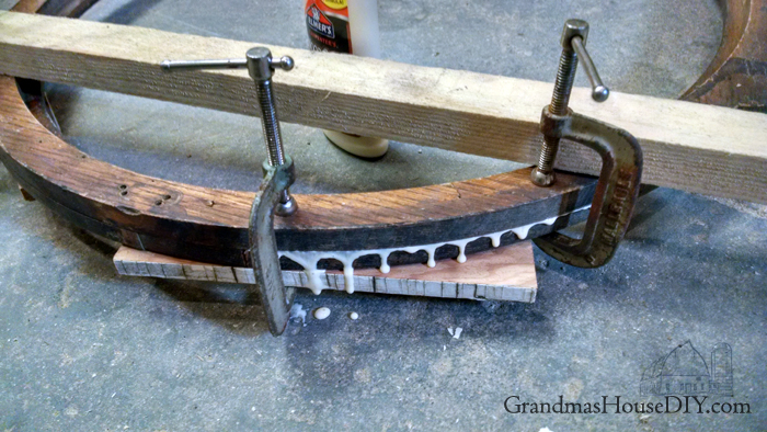 fix-antique-frame-glue-clamps.jpg