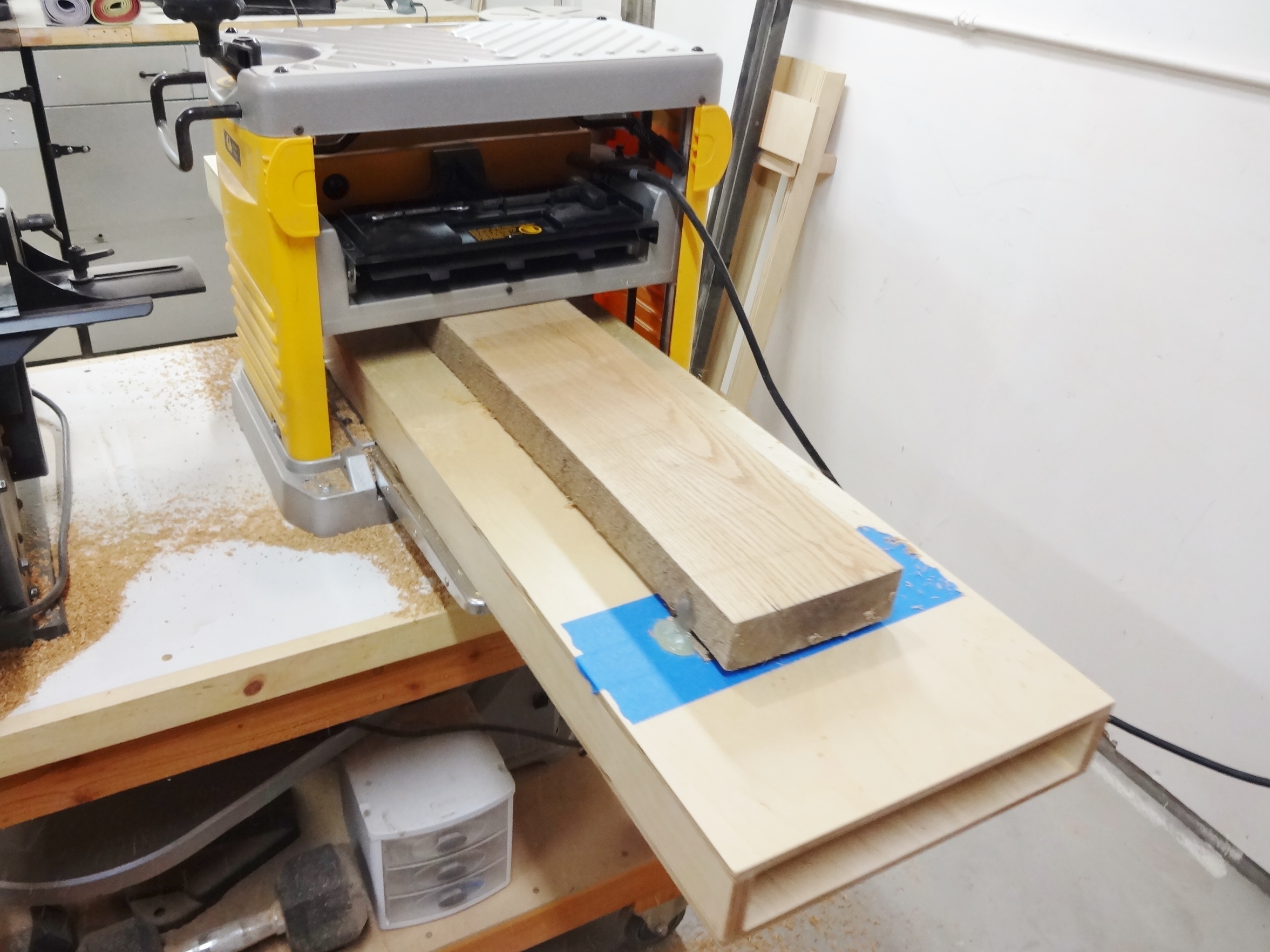 flatten boards planer jig (9).JPG