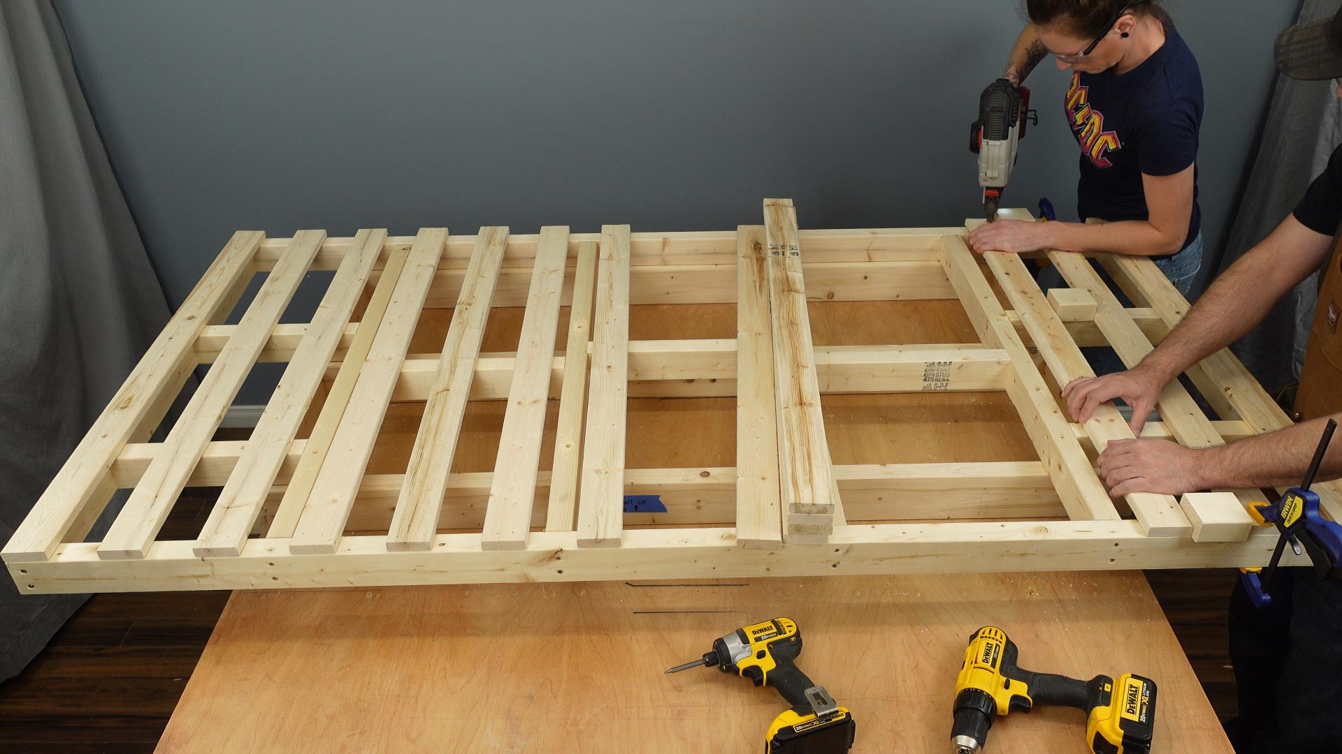 floating_bed_frame_instructables_1i.jpg