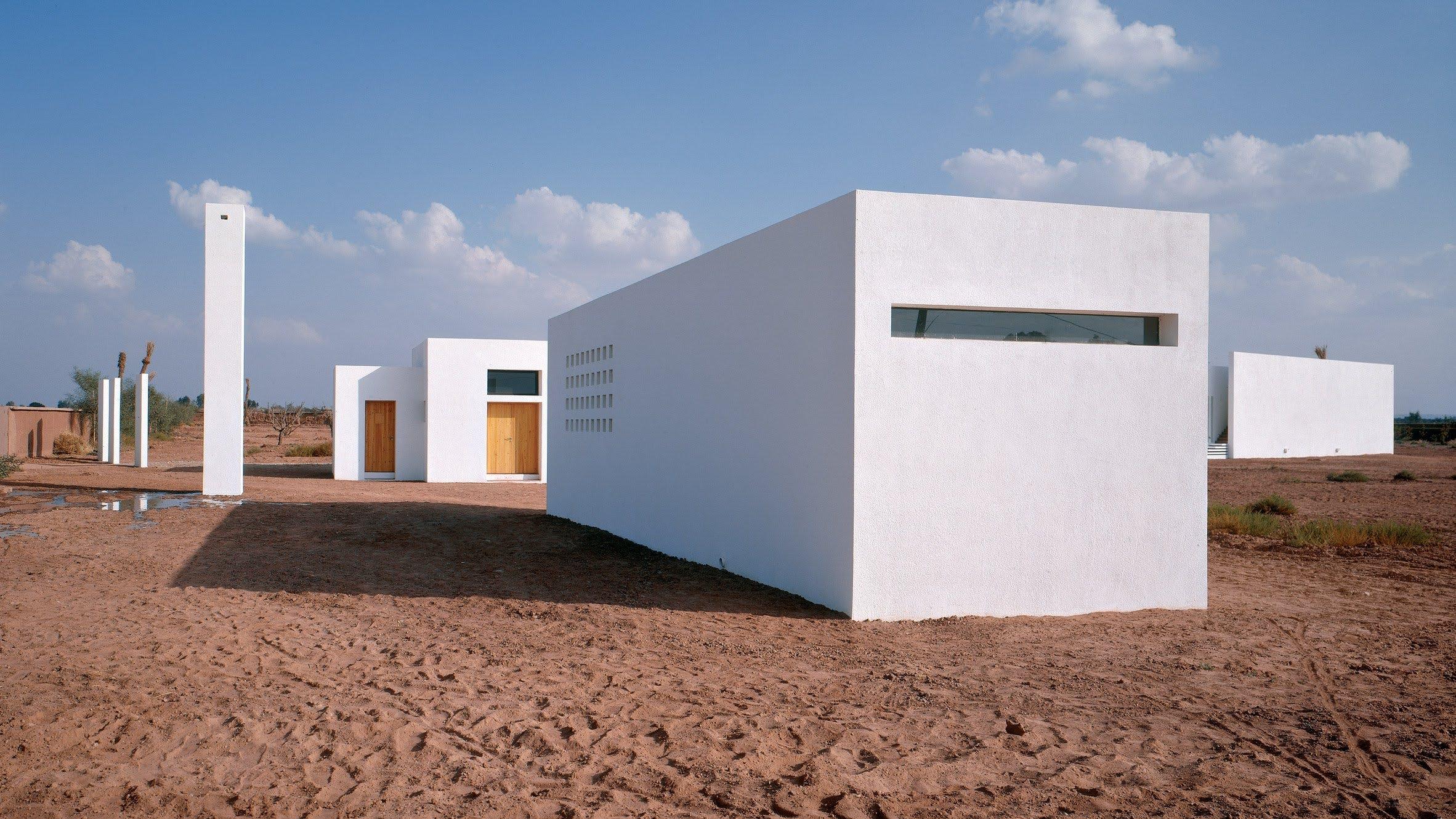 fobe-house-guilhem-eustache-morrocco-desert-houses-roundup_dezeen_1704_hero.jpg