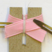 free-instruction-mini-hair-bow-hairbow-clip-6.jpg