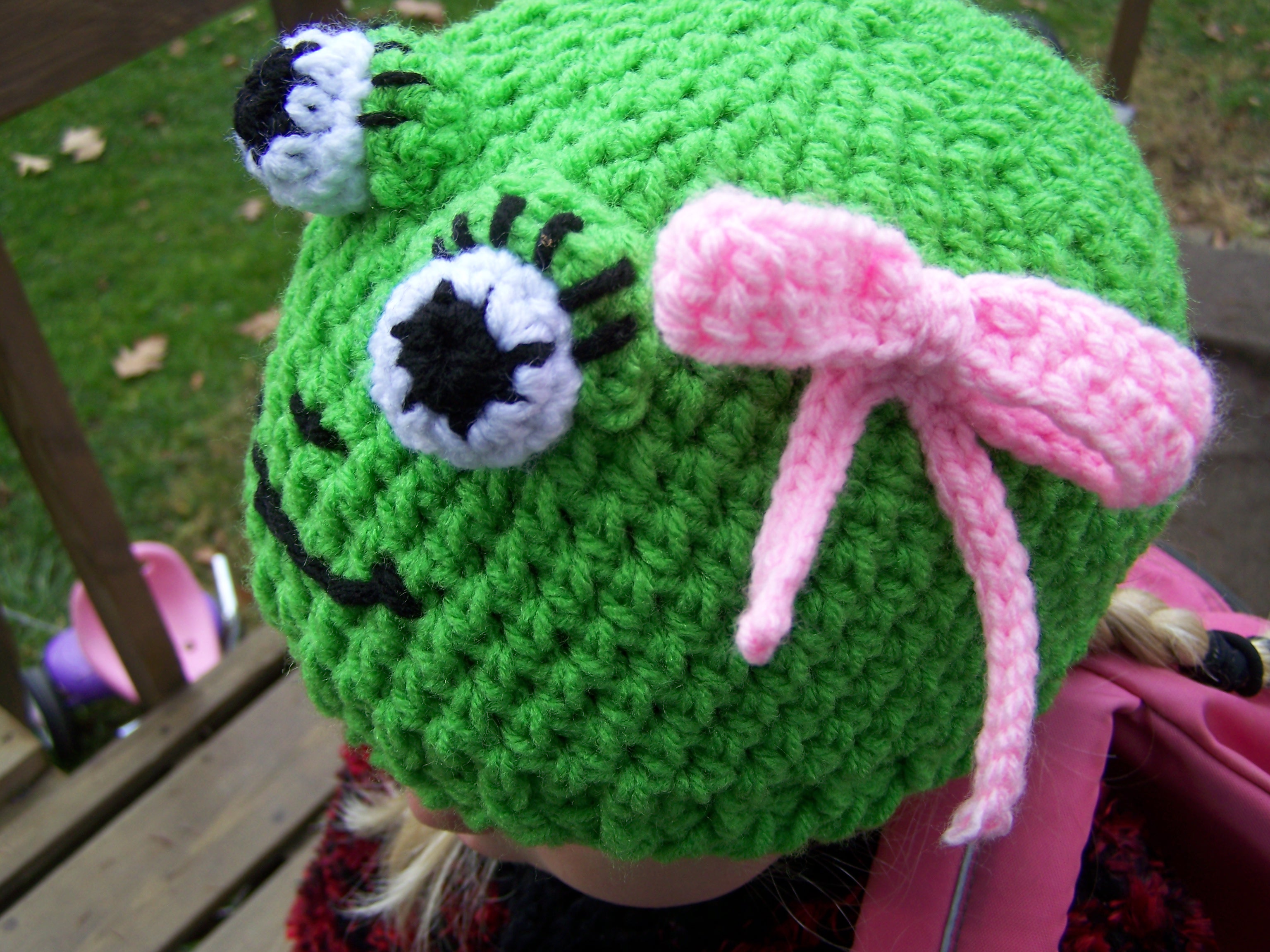 frog hat (22).JPG