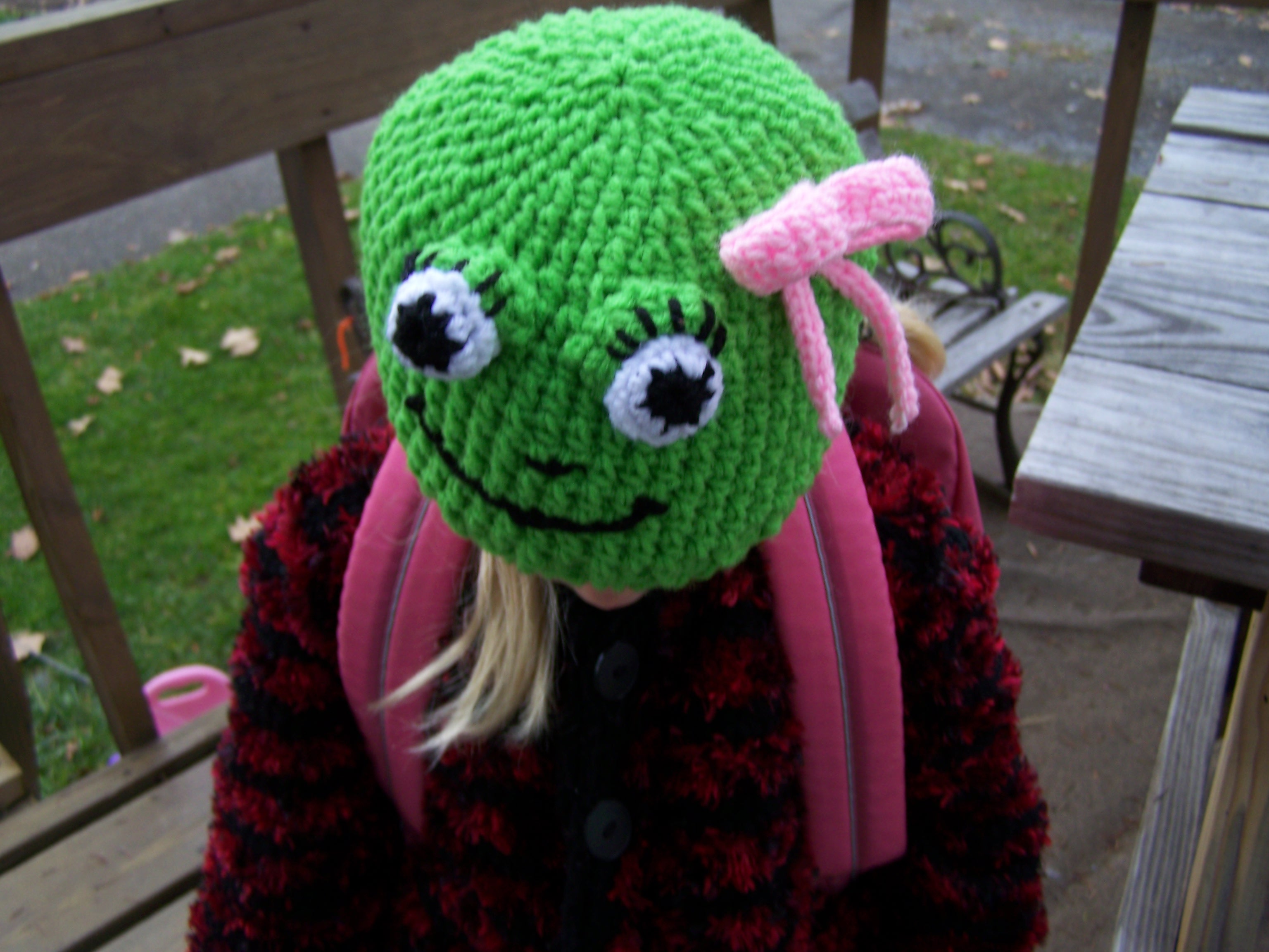 frog hat (26).JPG