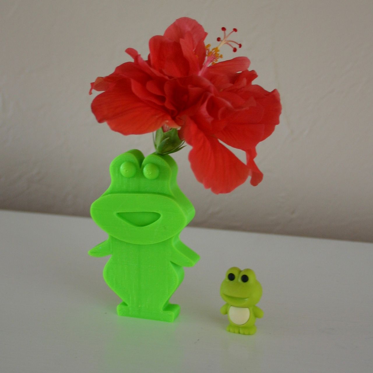 frog vase2.jpg