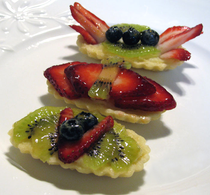 fruit_tartlets01.jpg