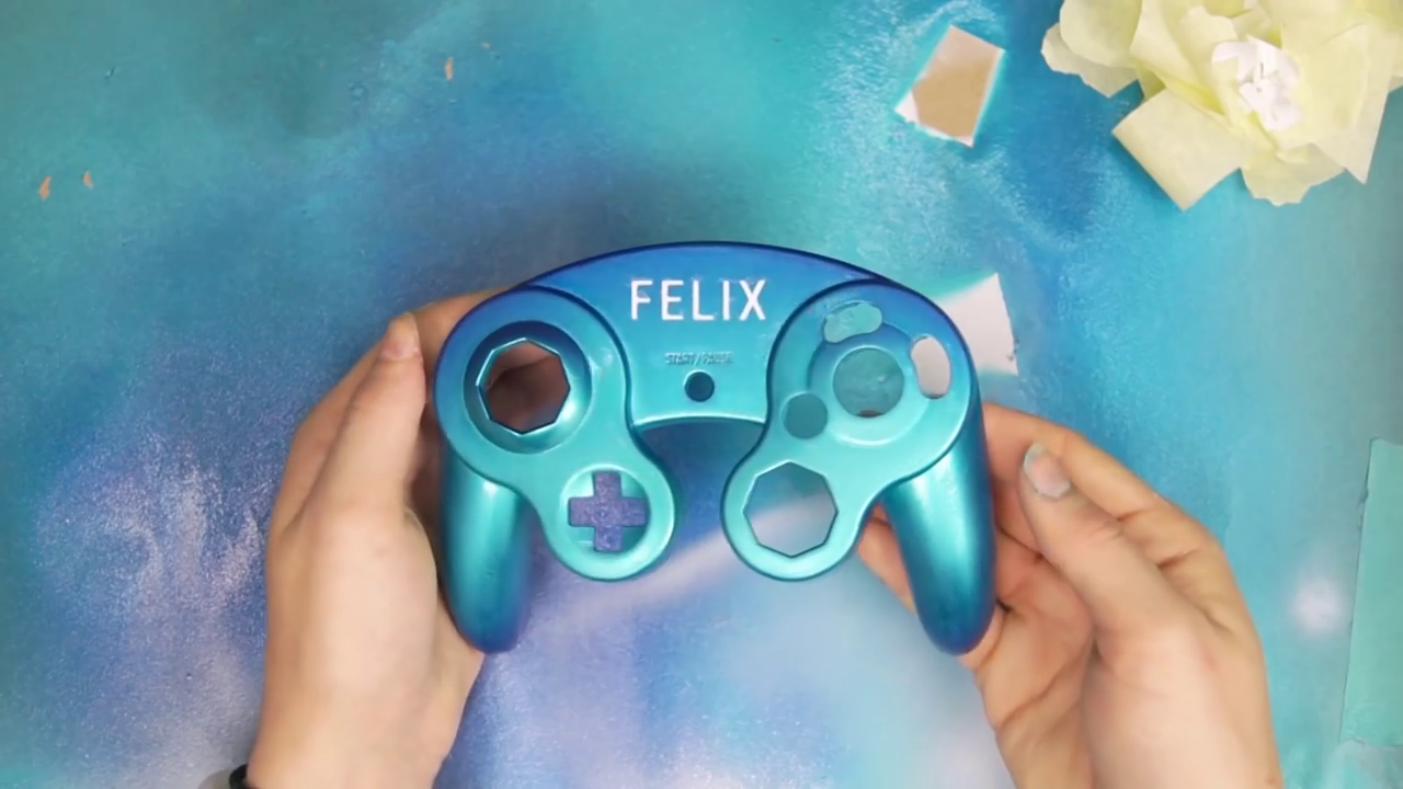 gamecube-controller-glossy-airbrush-spray-paint-mod-custom-2017-03-13-18h42m08s1.png