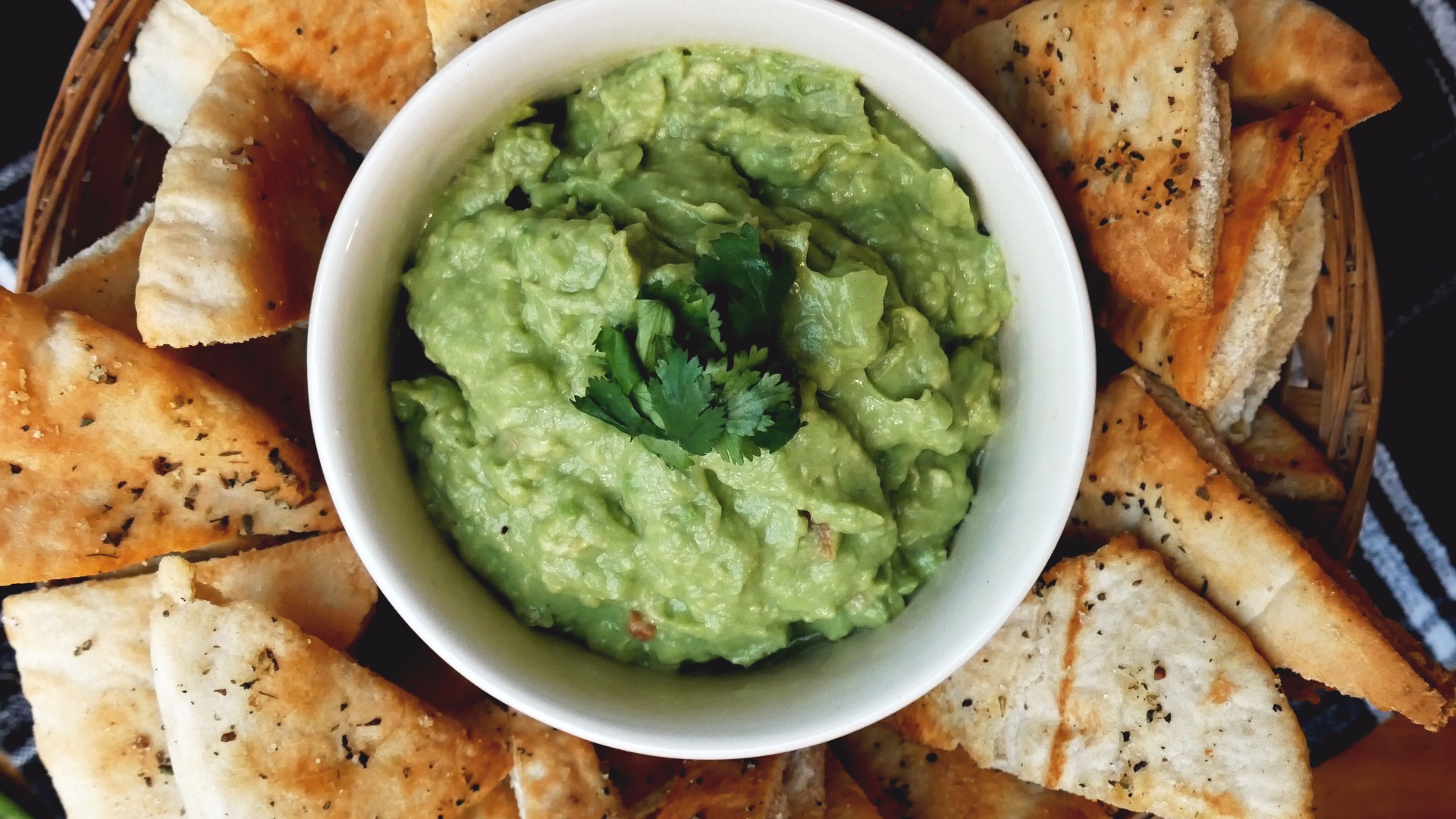 guac4.jpg