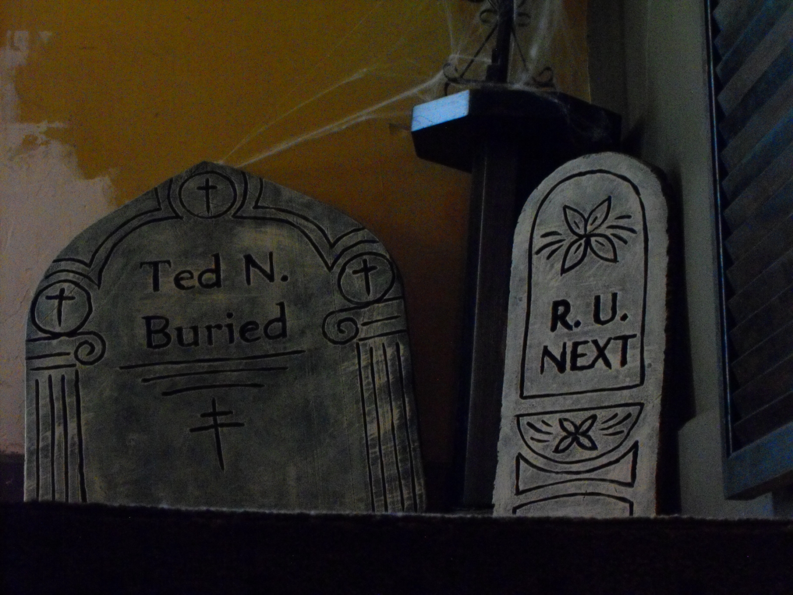 halloween_decor_2010 (16).JPG