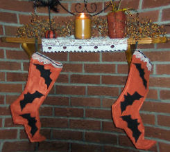 halloweenstockings_001.jpg