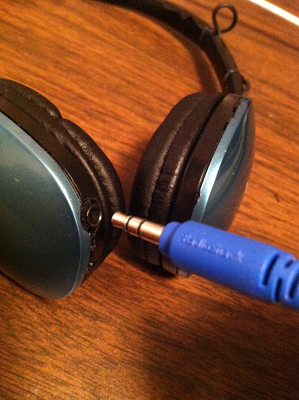 headphones02.JPG