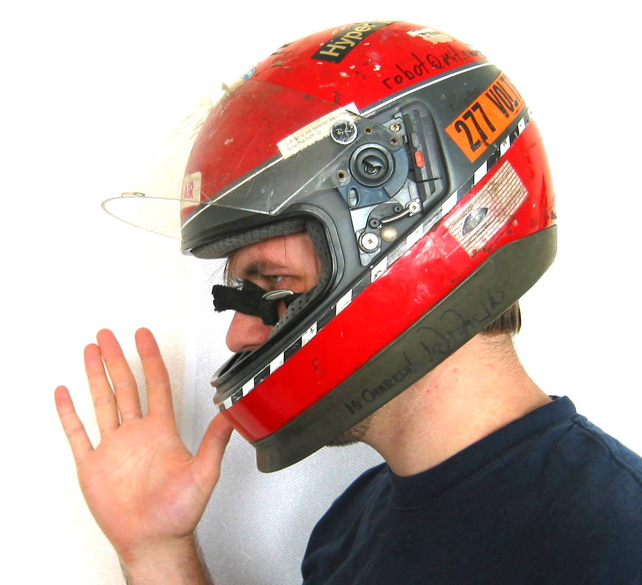 helmetstrap003.jpg