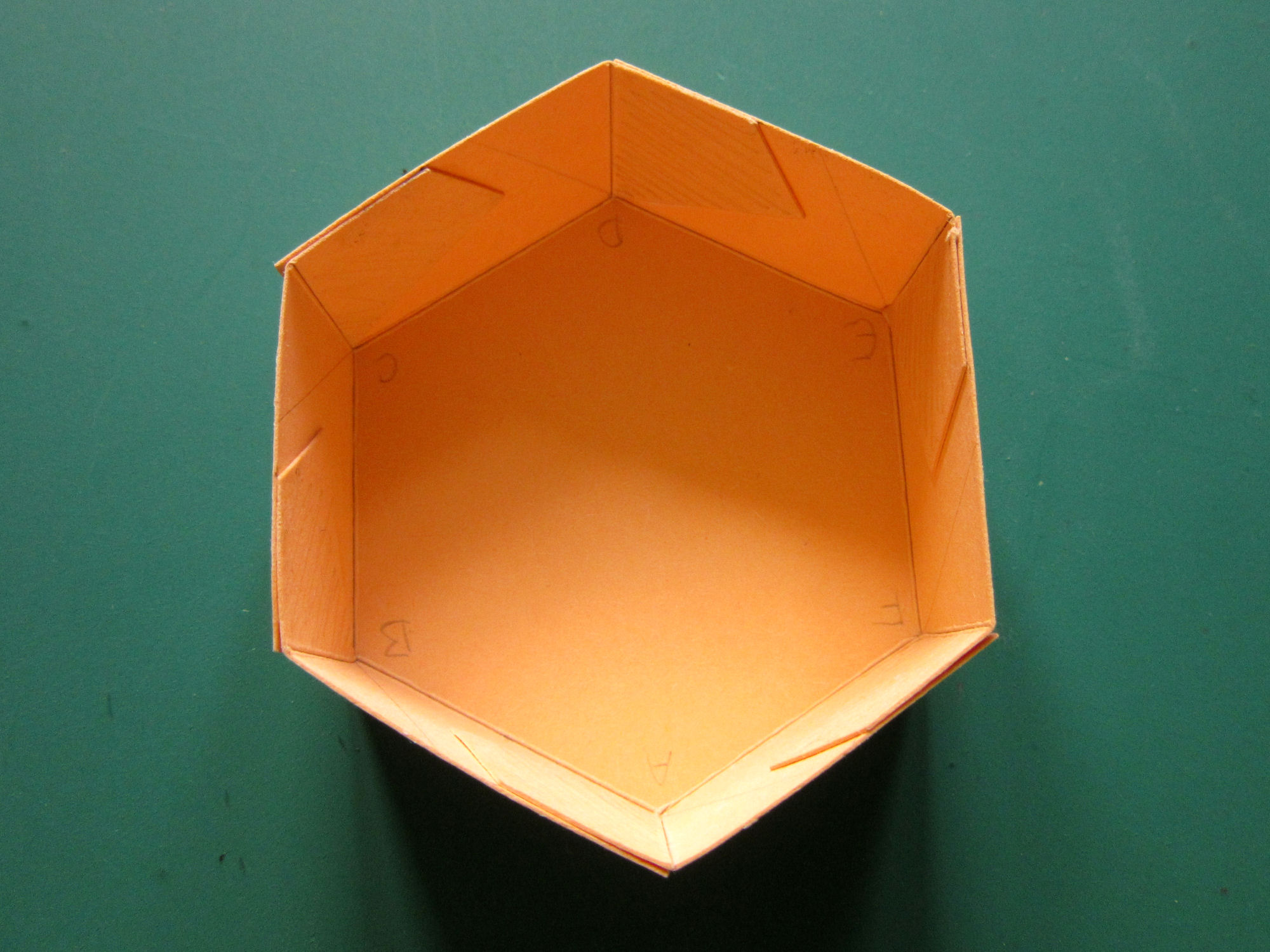 hexagon-box-26.JPG