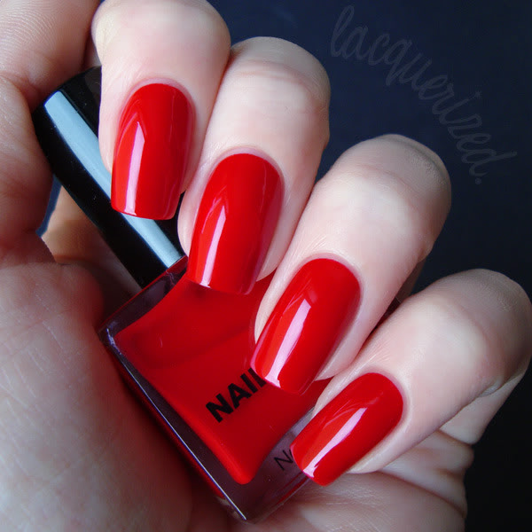 hm-red-nail.jpg