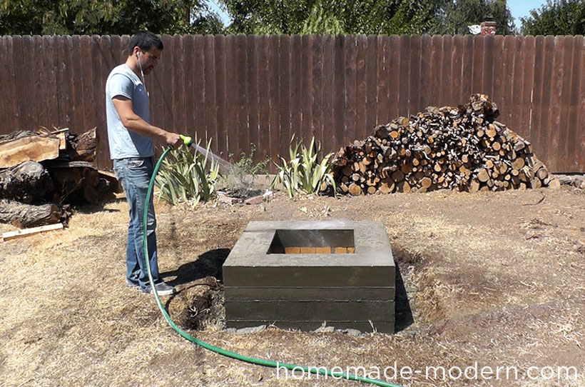 hmm_ep46_concretefirepit_step18.jpg