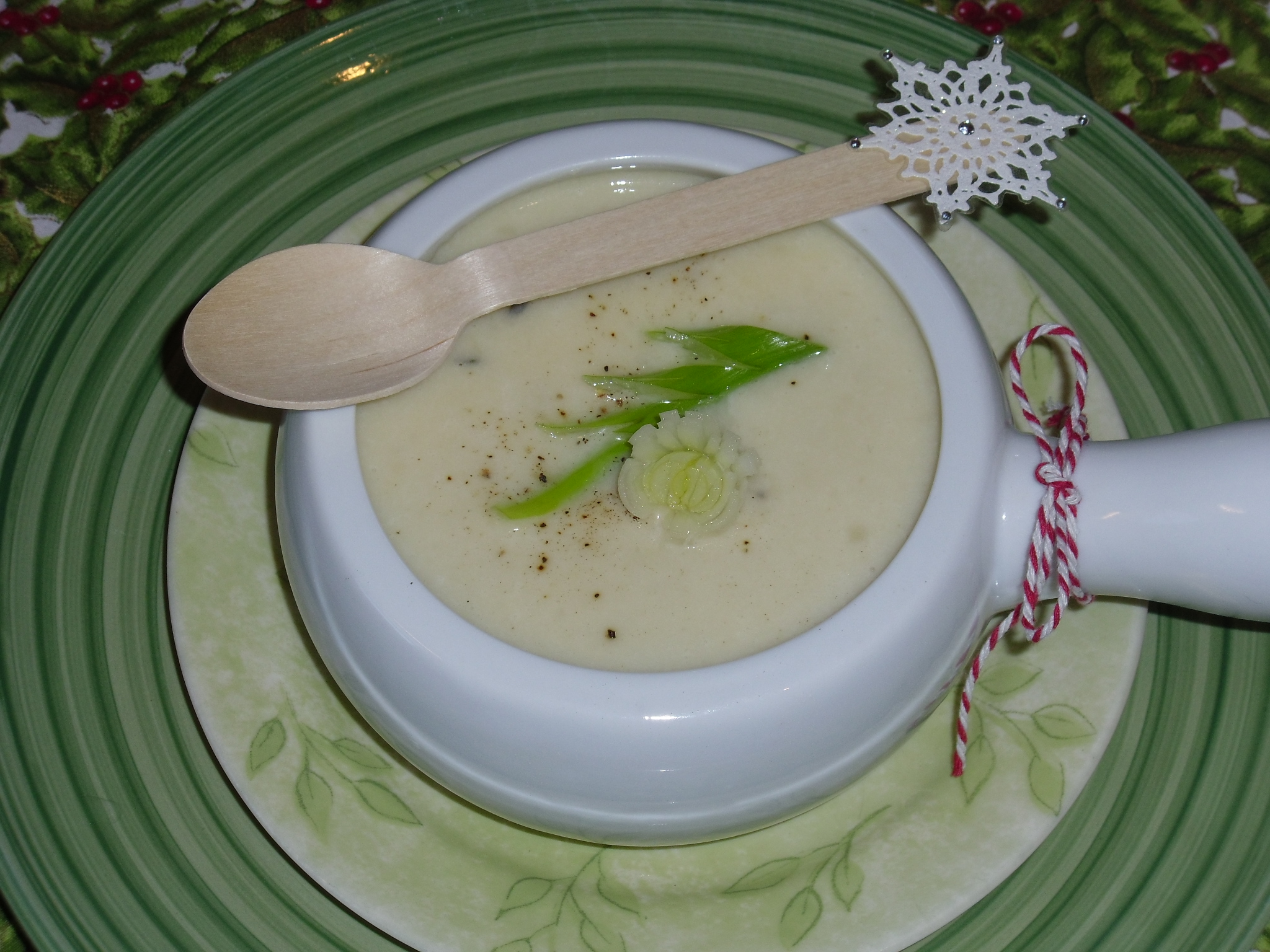 holiday potato soup 078.JPG