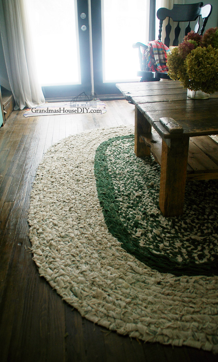 homemade-braided-rag-rug.jpg