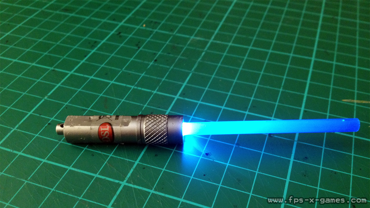 homemade-mini-lightsaber-star-wars.jpg