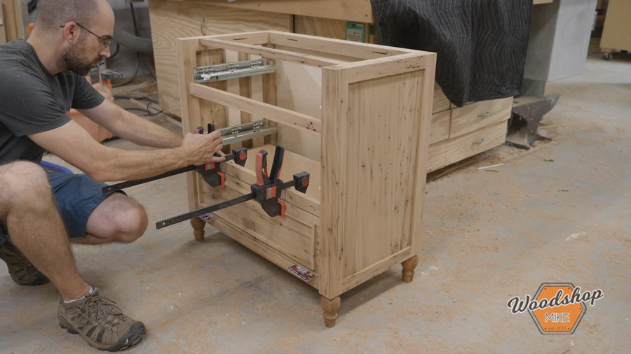 how to attach drawer fronts to a drawer box.jpg