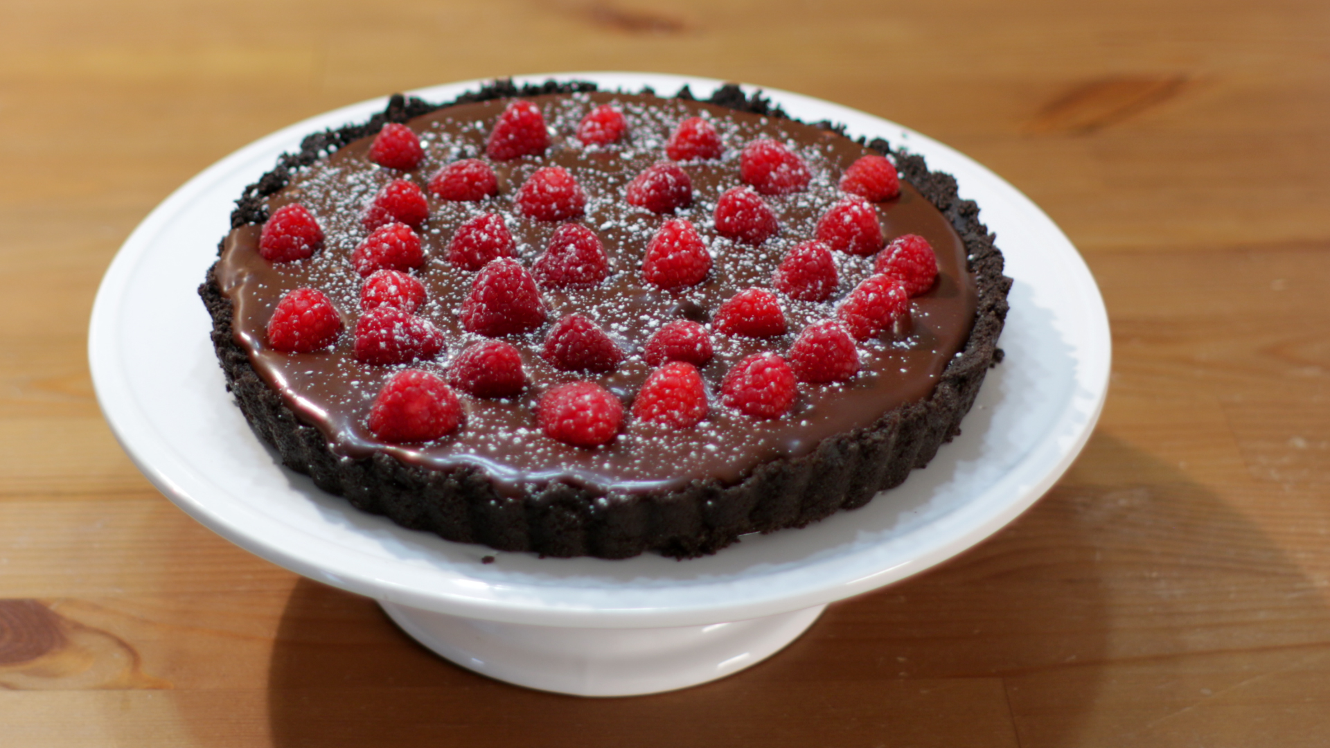 how to make a chocolate tart - easy no bake chocolate raspberry tart recipe_alt.jpg