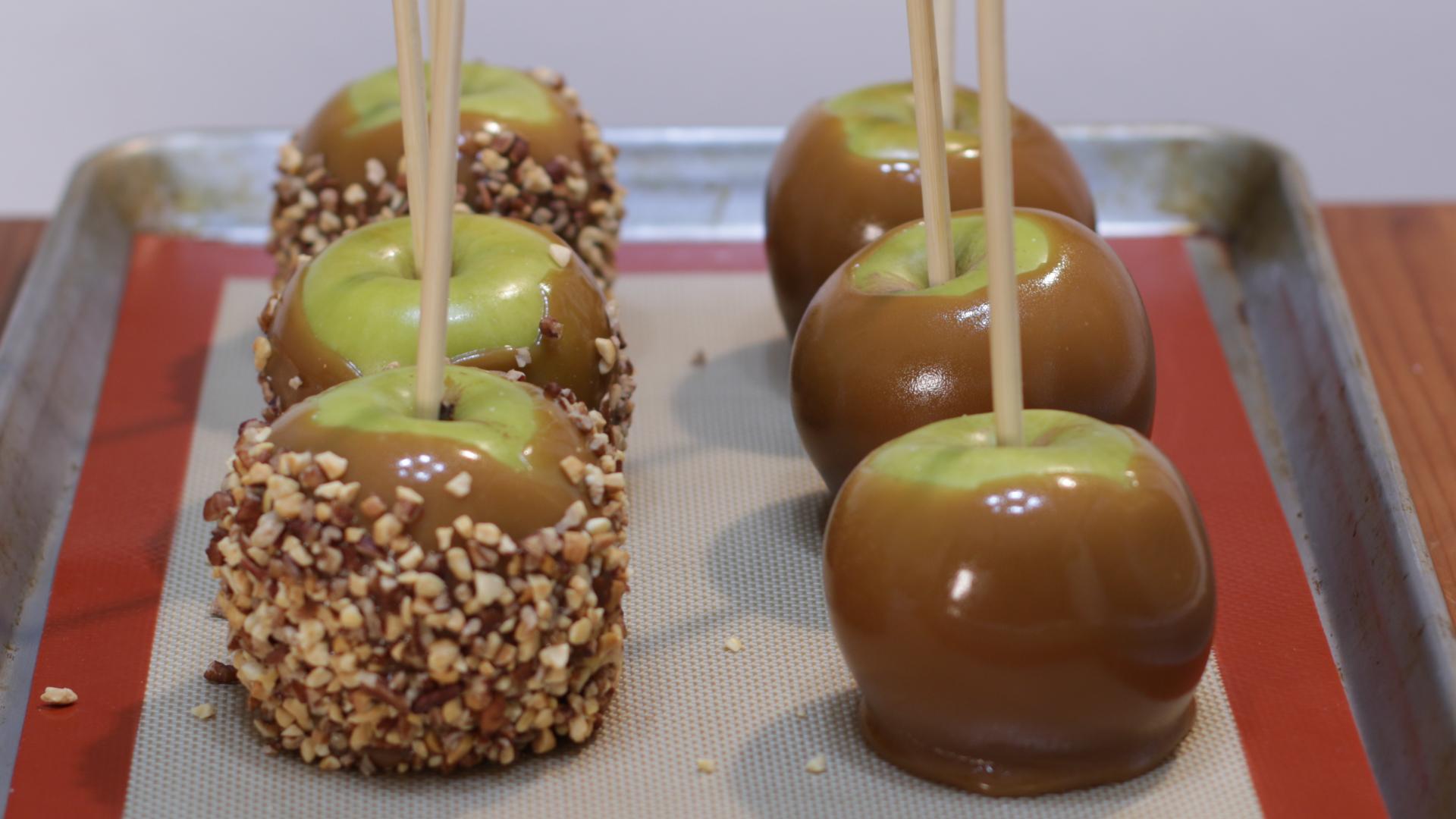 how to make caramel apples easy homemade caramel apple recipe 2.jpg