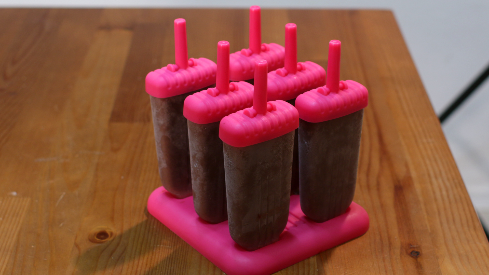 how to make fudge popsicles fudgesicles - easy homemade fudge pops recipe.jpg