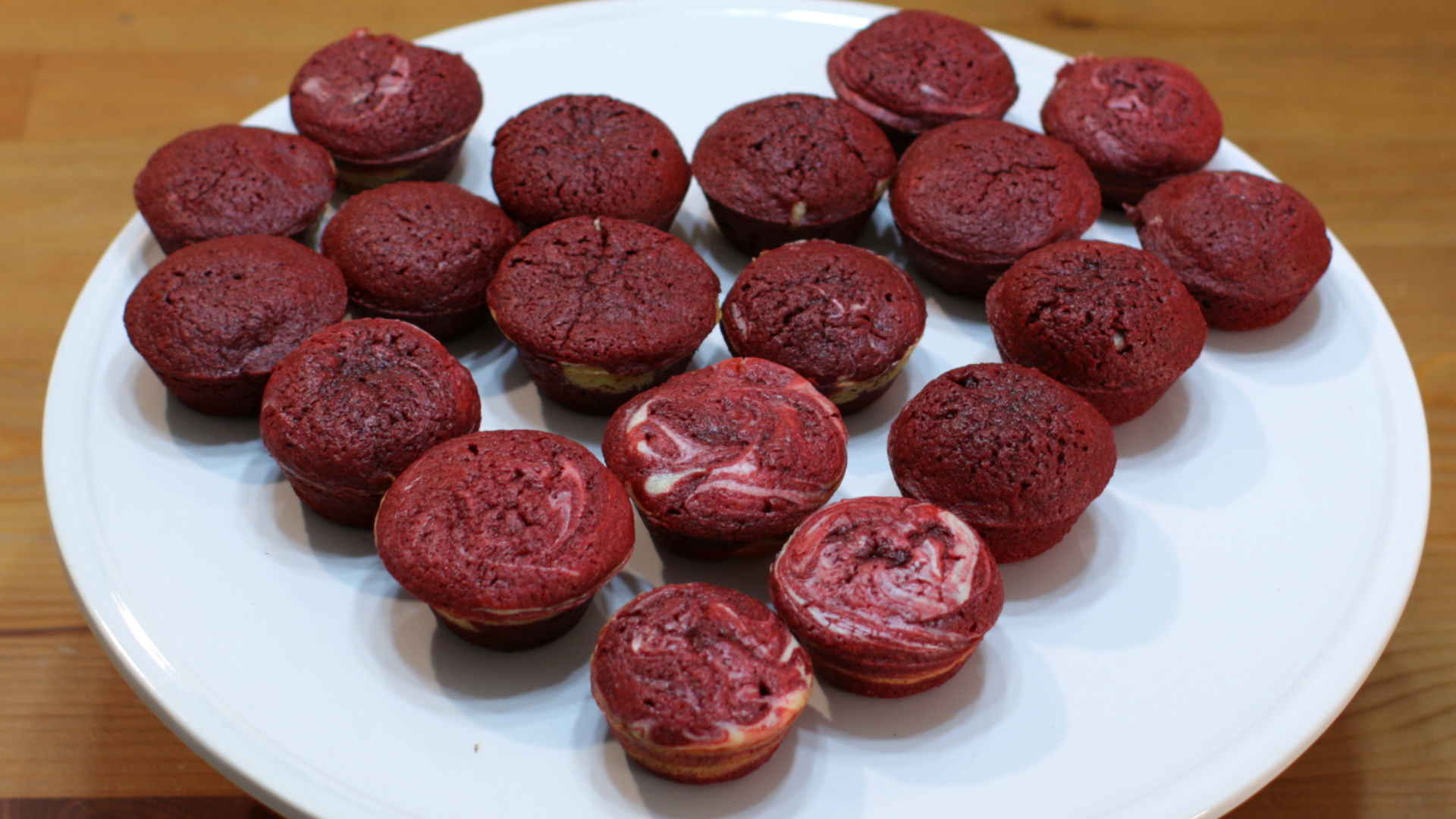 how to make red velvet cheesecake brownie bites.jpg