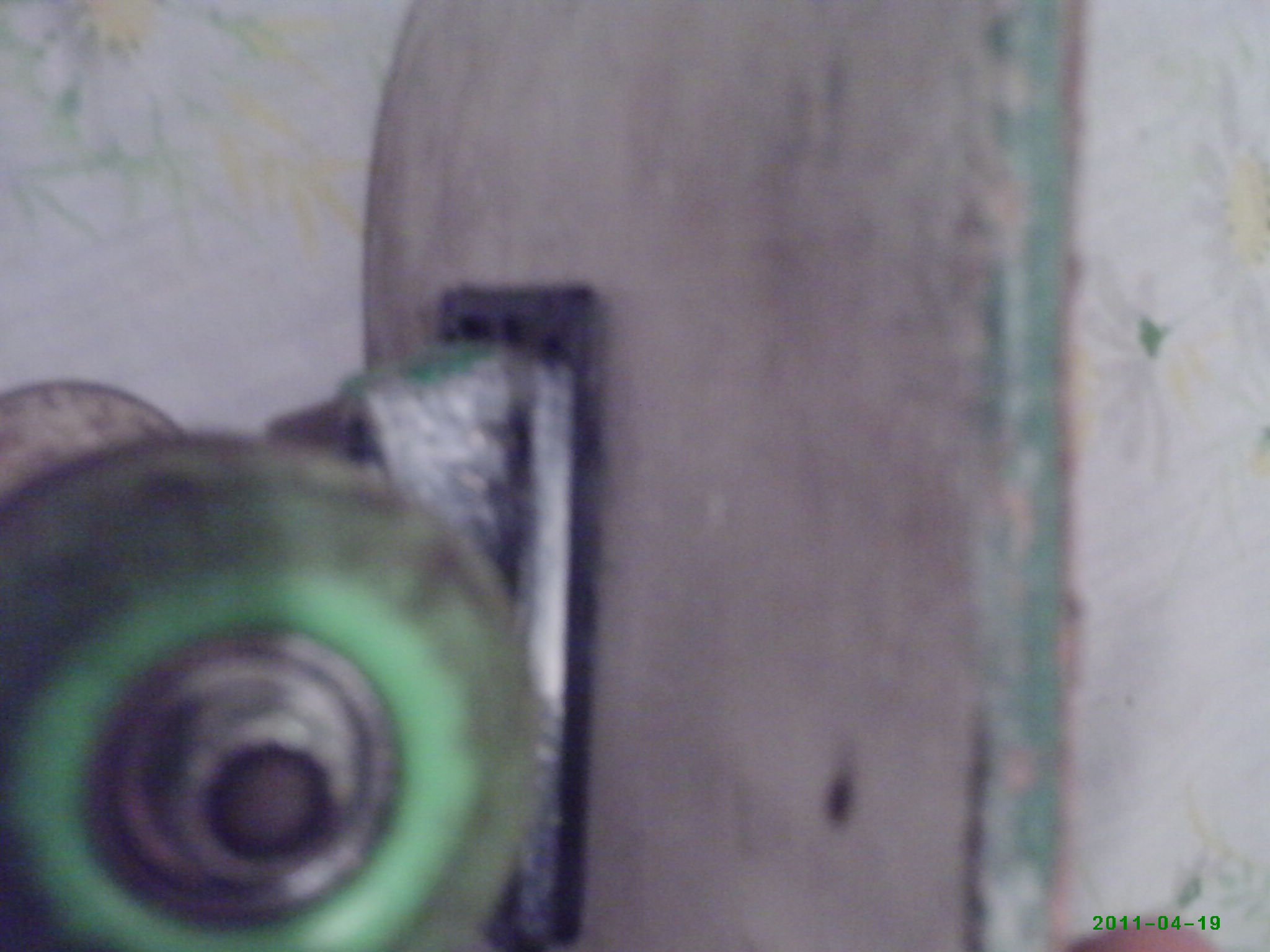 how to oil and put risers on skateboards 031.jpg