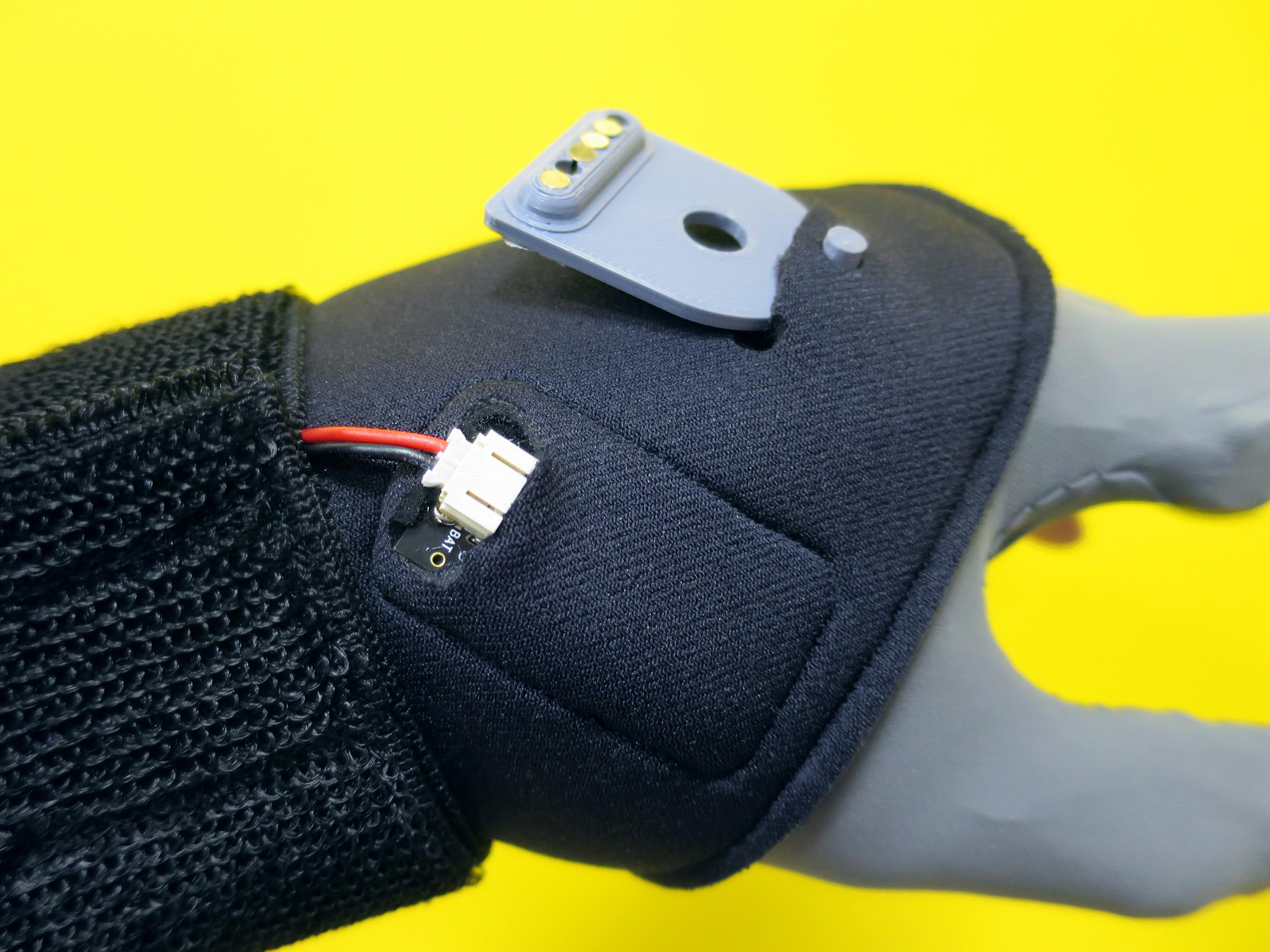 hybrid-vr-gloves-TinyPico-closeup.JPG