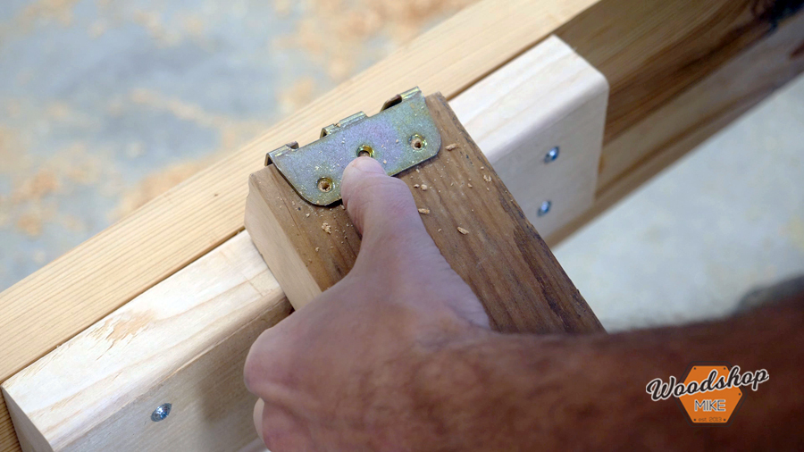 installing Rockler center bed rail support, make this easy to build rustic bed.jpg