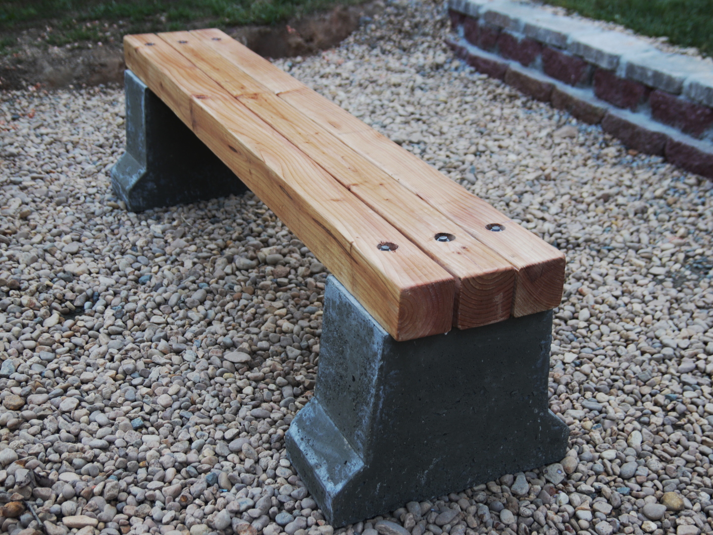 instructable_bench.JPG