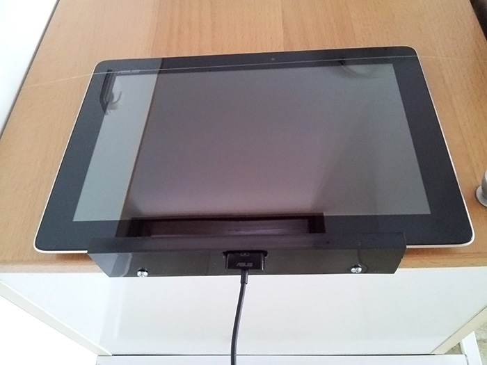 ipad_tablet_e-reader_kitchen_stand_mount_011.jpg