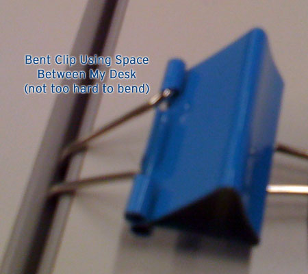 iphone_binderclip_stand_3.jpg